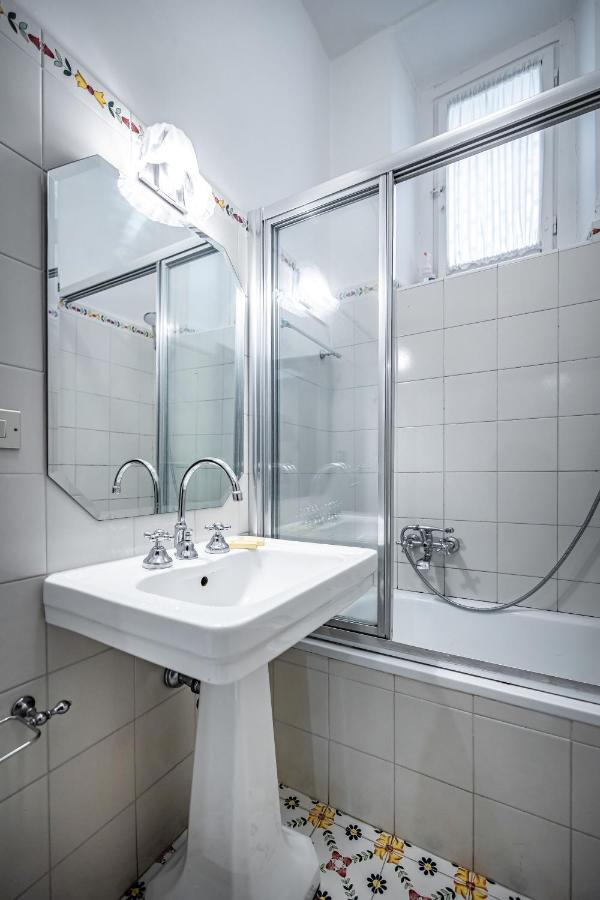 Roommo D'Azeglio Floransa Dış mekan fotoğraf